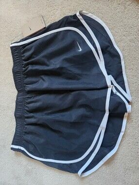 Nike Dri-FIT Black Running Athletic Shorts Women’s XL NEW!